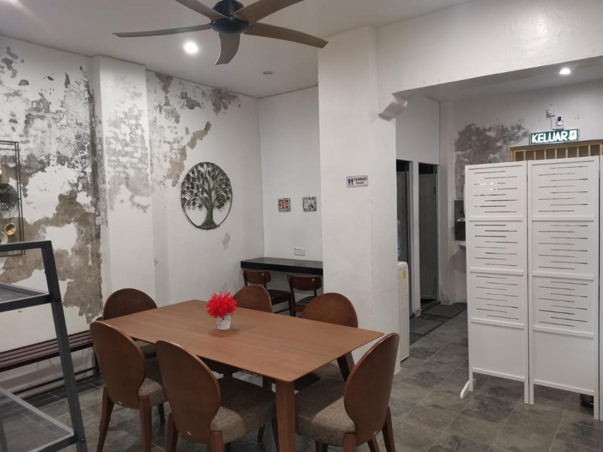 G Fortune Guest House+ George Town Exteriör bild