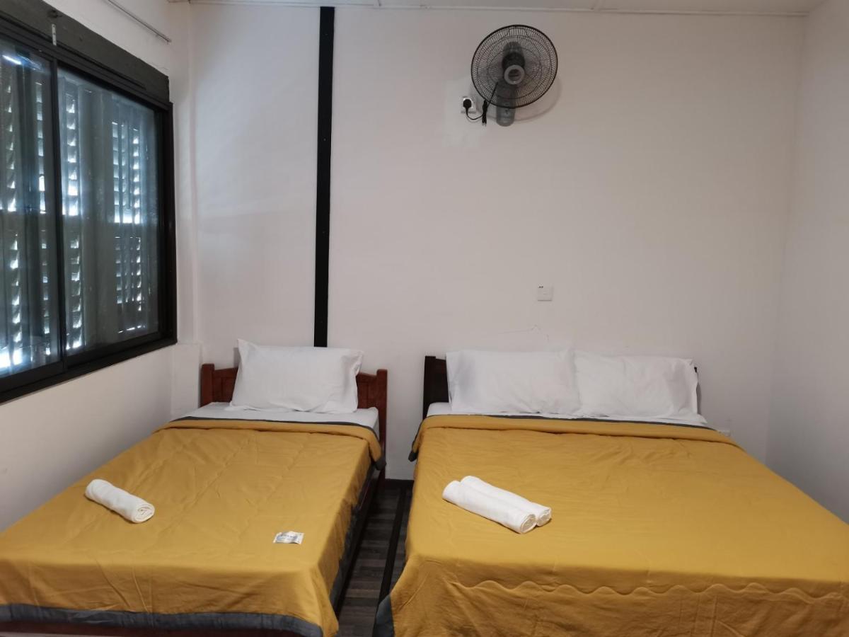 G Fortune Guest House+ George Town Exteriör bild